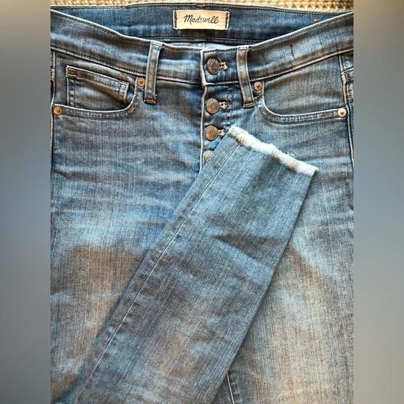 Madewell 9” High Rise Skinny Crop Light Wash Jeans - Picture 8 of 9